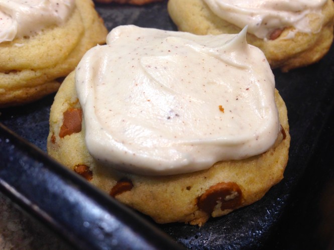 Iced Cinnamon Chip Cookies