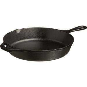 lodge-cast-iron-skillet