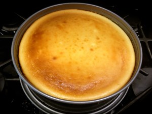 The top of the cheesecake with no cracks