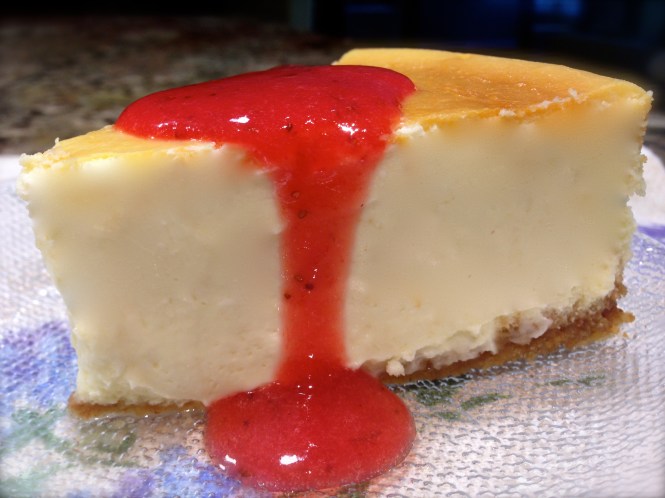 Cheesecake With Fresh Strawberry Sauce